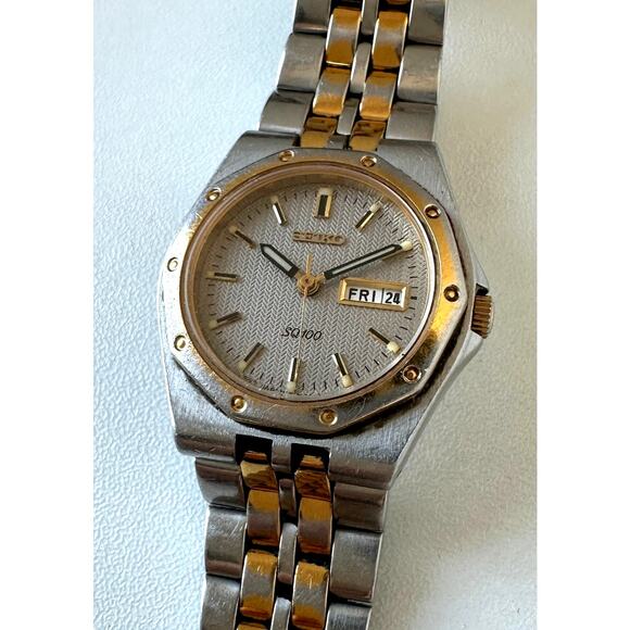 Vintage Seiko SQ100 7N83-6A30 Watch Day Date - Picture 2 of 9
